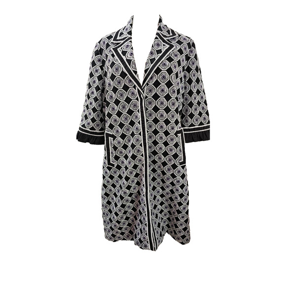 NWT $268 T Tahari Coat Long Line Jacket Embroidered Black White Size Large NEW - Picture 1 of 8